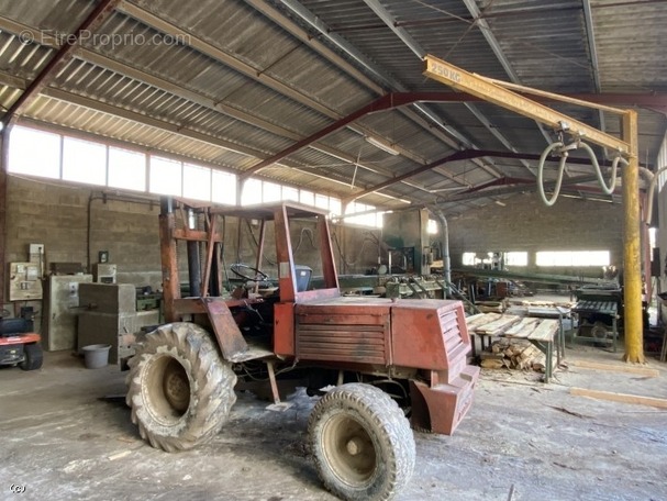 Maison à NANTEUIL-EN-VALLEE