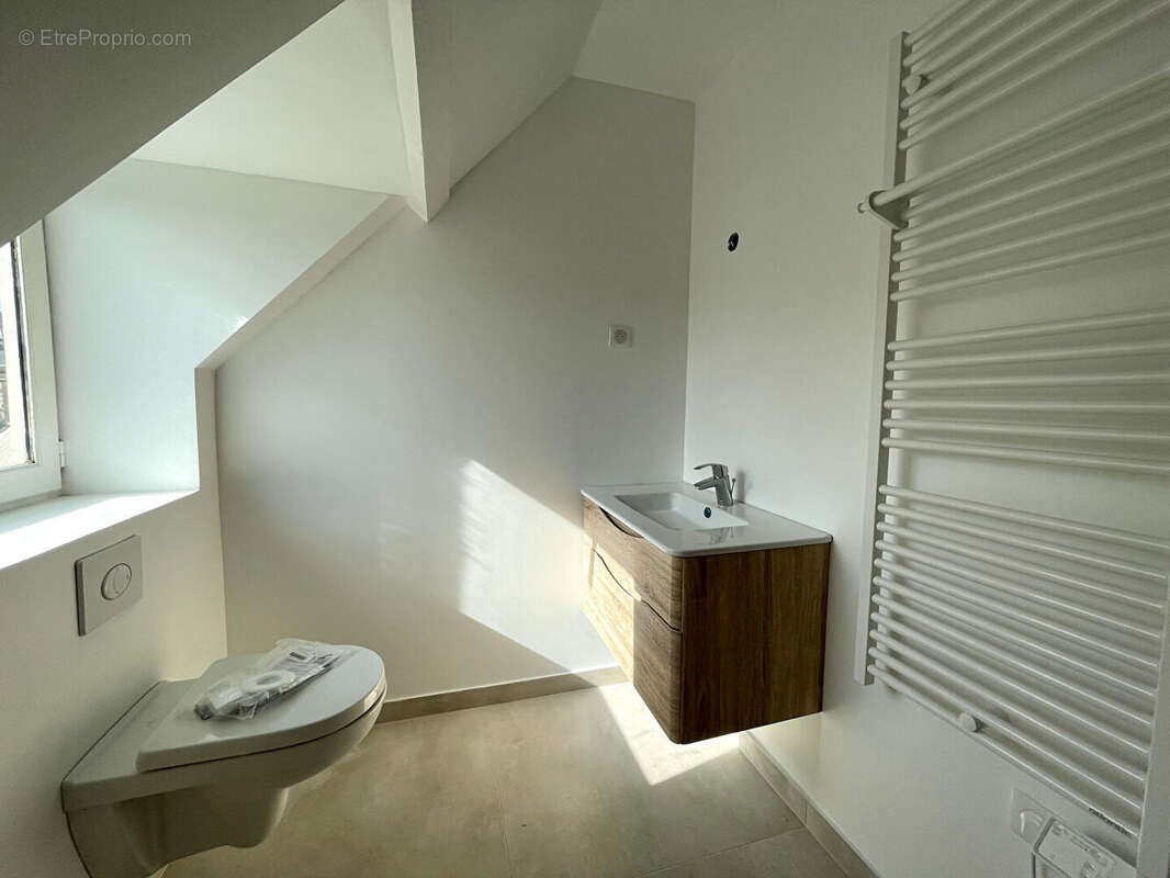 Appartement à SAINTE-SAVINE