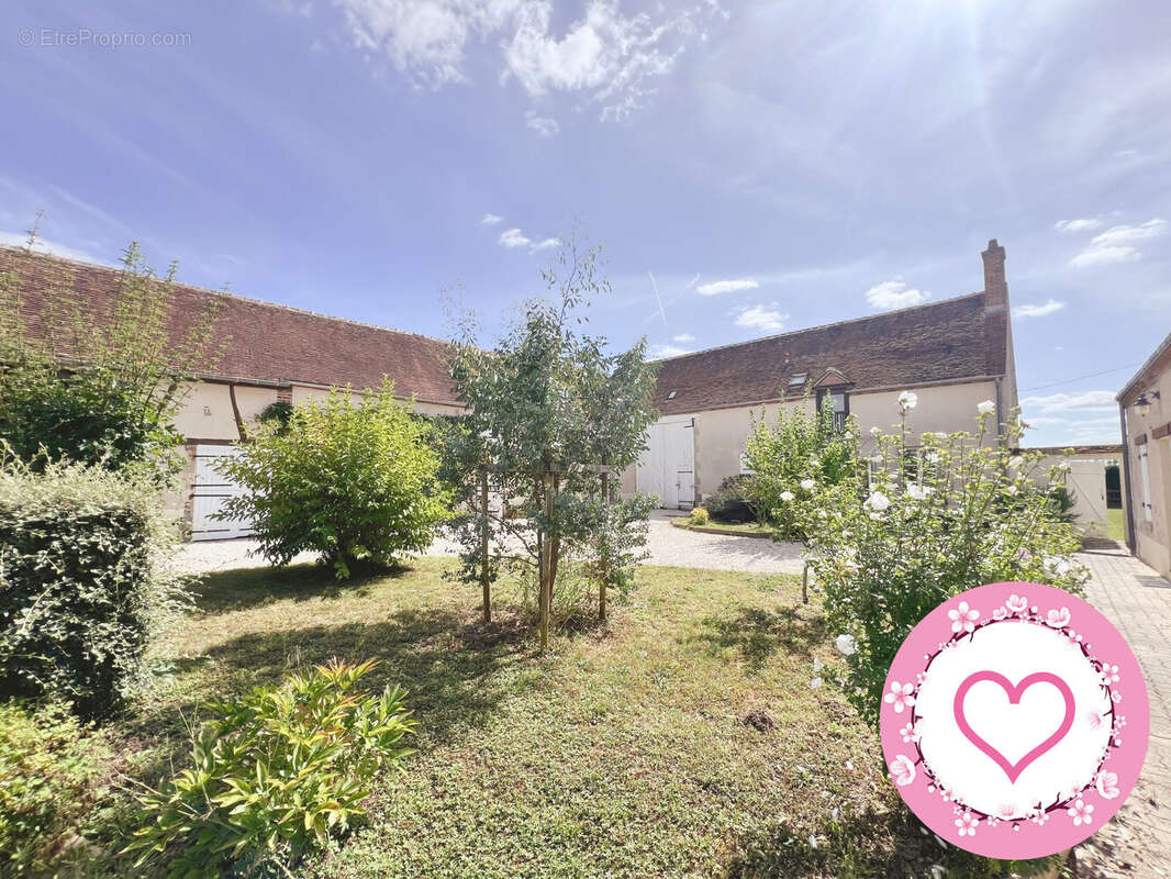 Maison à SAINT-BENOIT-SUR-LOIRE