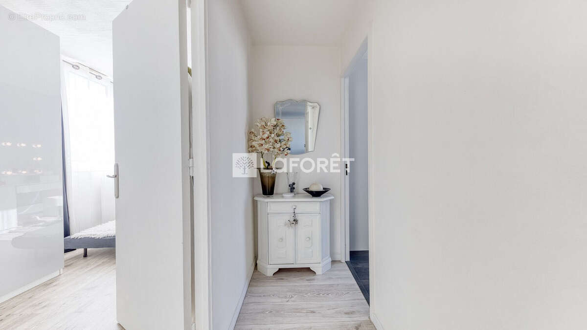 Appartement à ROISSY-EN-BRIE