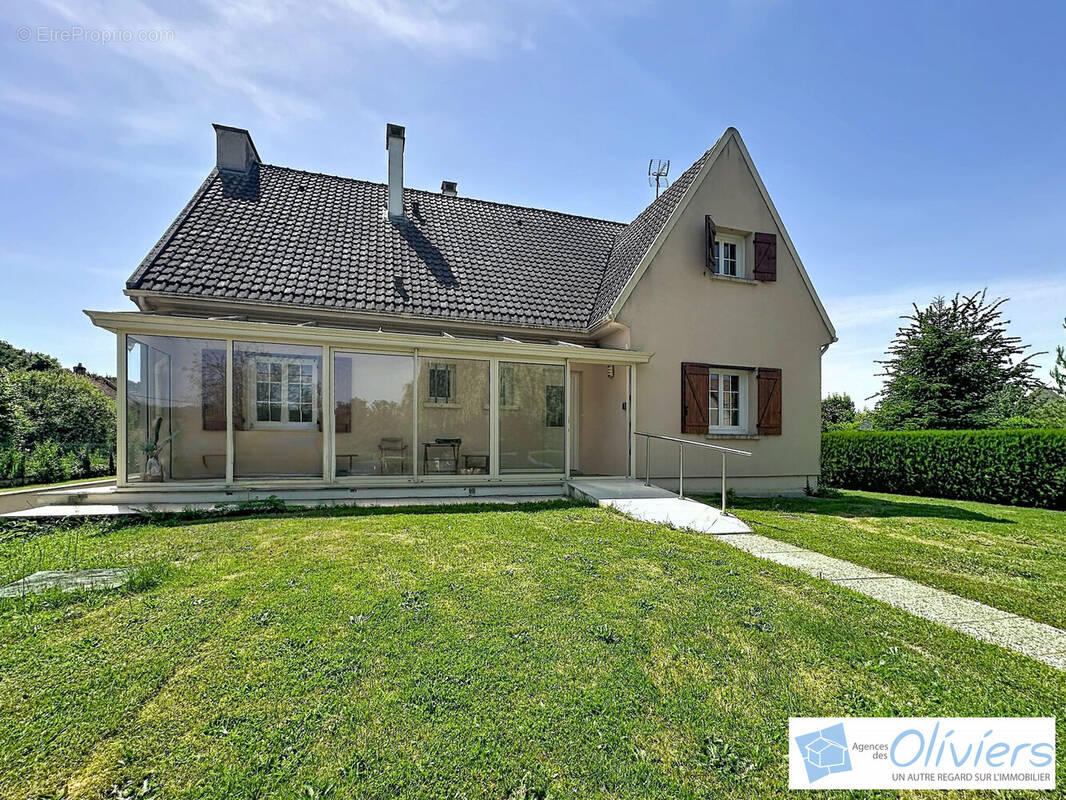 Maison à CHEVREUSE