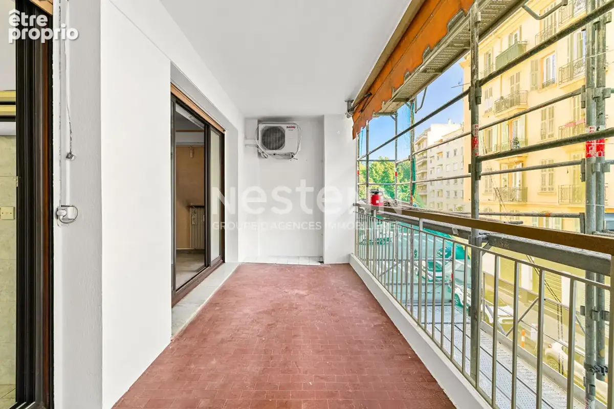 Appartement 3 pièces à vendre à Nice - Secteur Riquier, lumineux et calme - photo 5