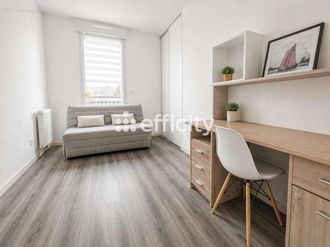 Appartement à BALLAN-MIRE