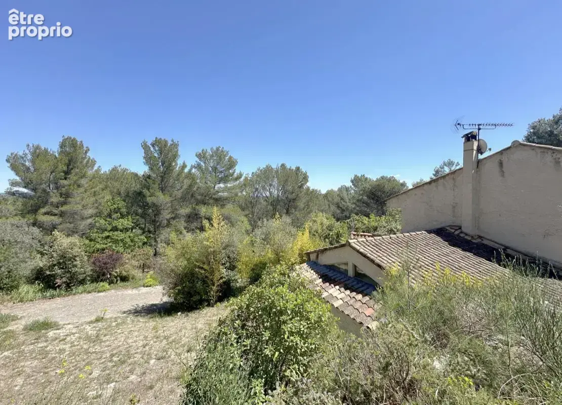 Maison 190 m² à Eguilles  - photo 6