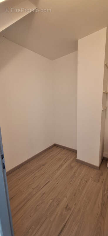 Appartement à VILLENEUVE-L'ARCHEVEQUE