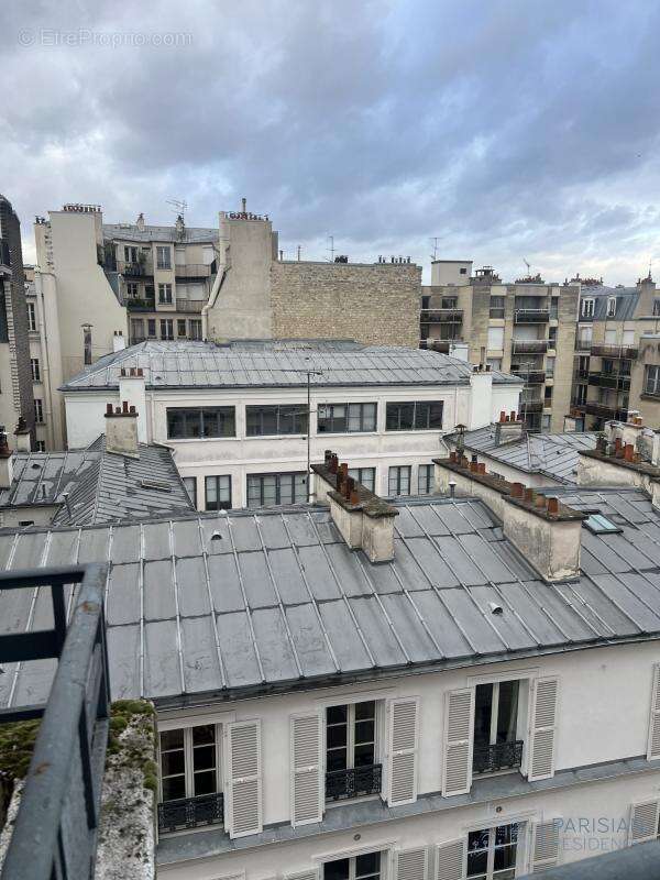Appartement à PARIS-7E