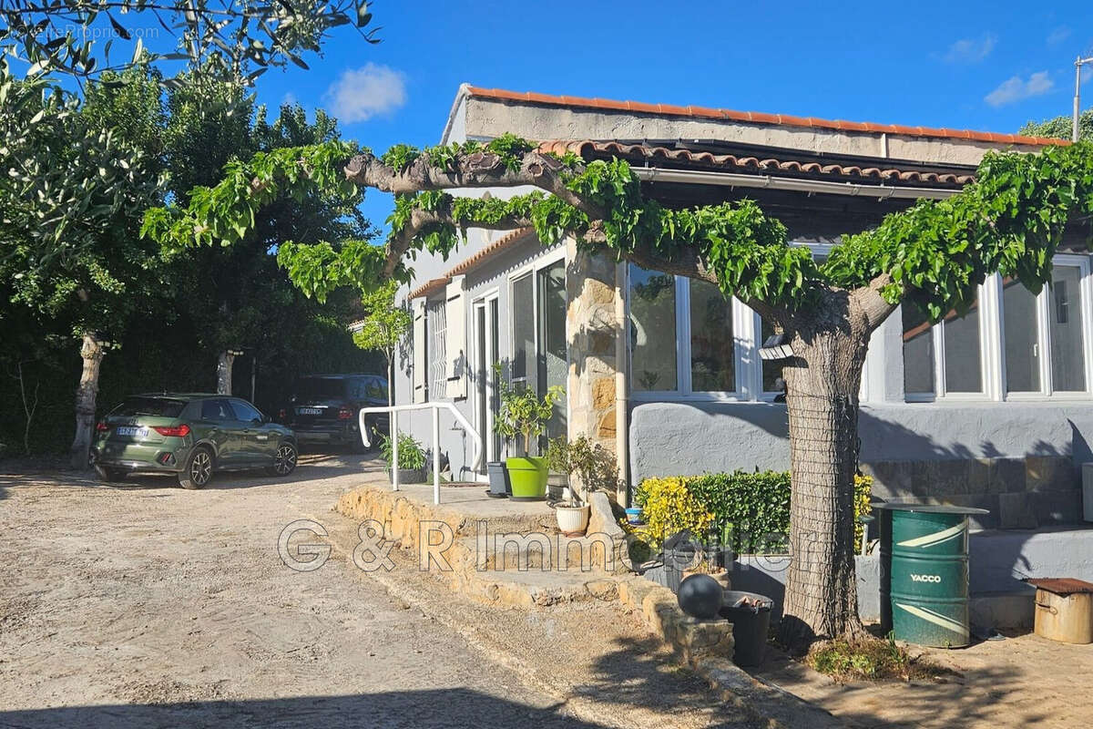 Maison à LA BOUILLADISSE