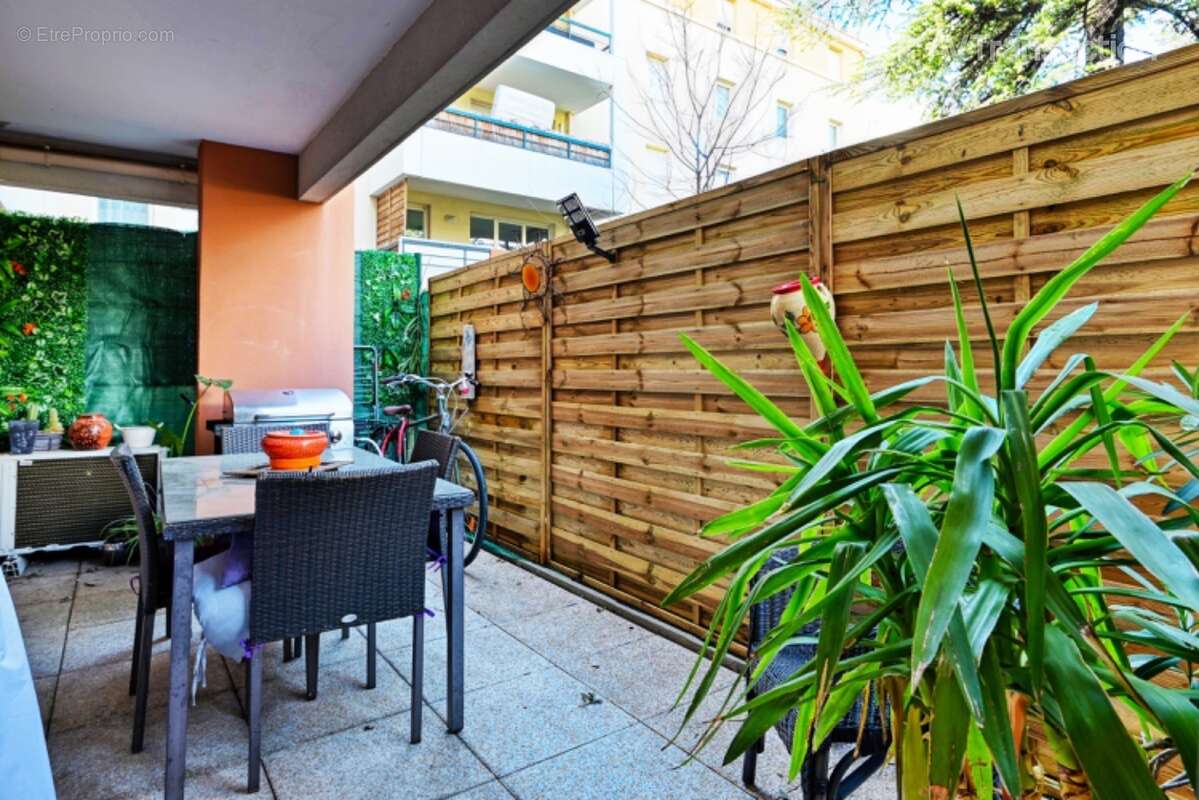 Appartement à MARSEILLE-14E