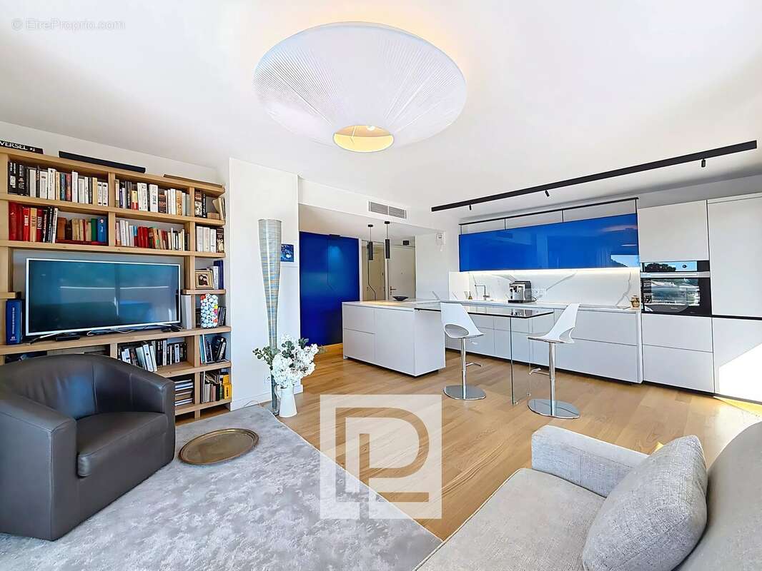 Appartement à MOUGINS