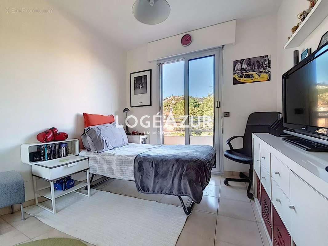 Appartement à VALLAURIS