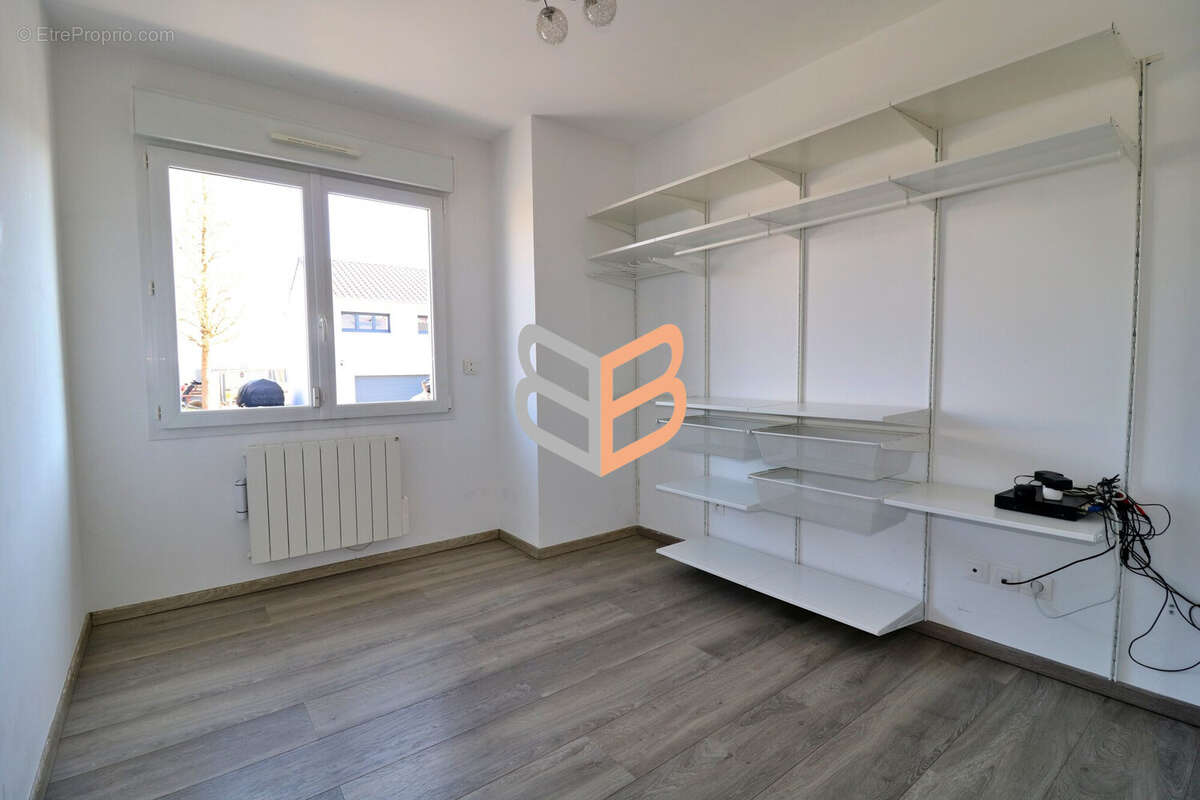 Maison 93 m² à Tressange  - photo 7