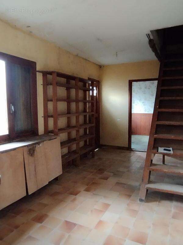 Maison à CAUDIES-DE-FENOUILLEDES