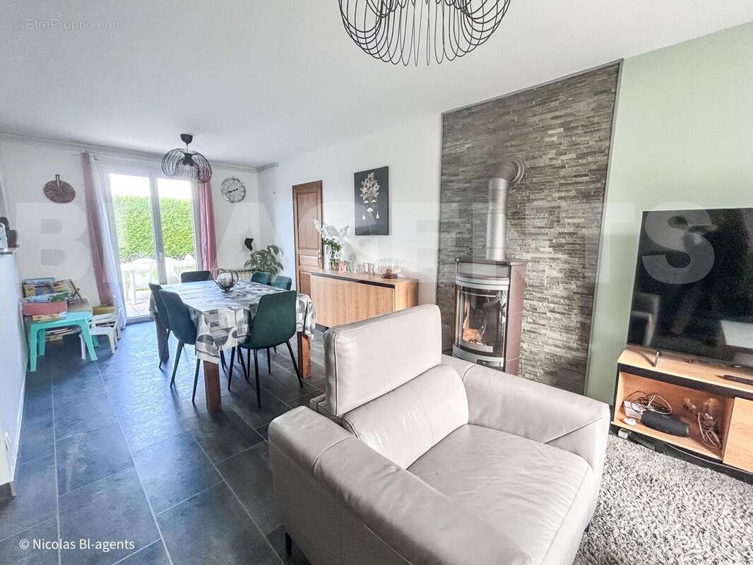 nico wieczorek-918 - Maison à BETZ