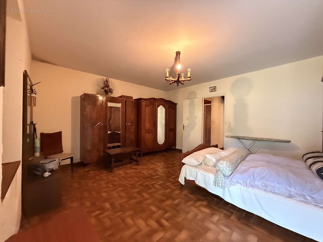 Maison à MONSEMPRON-LIBOS