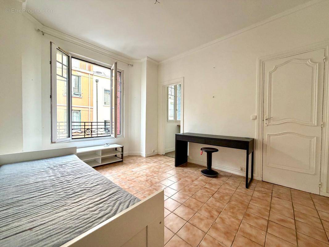 Appartement à PARIS-19E