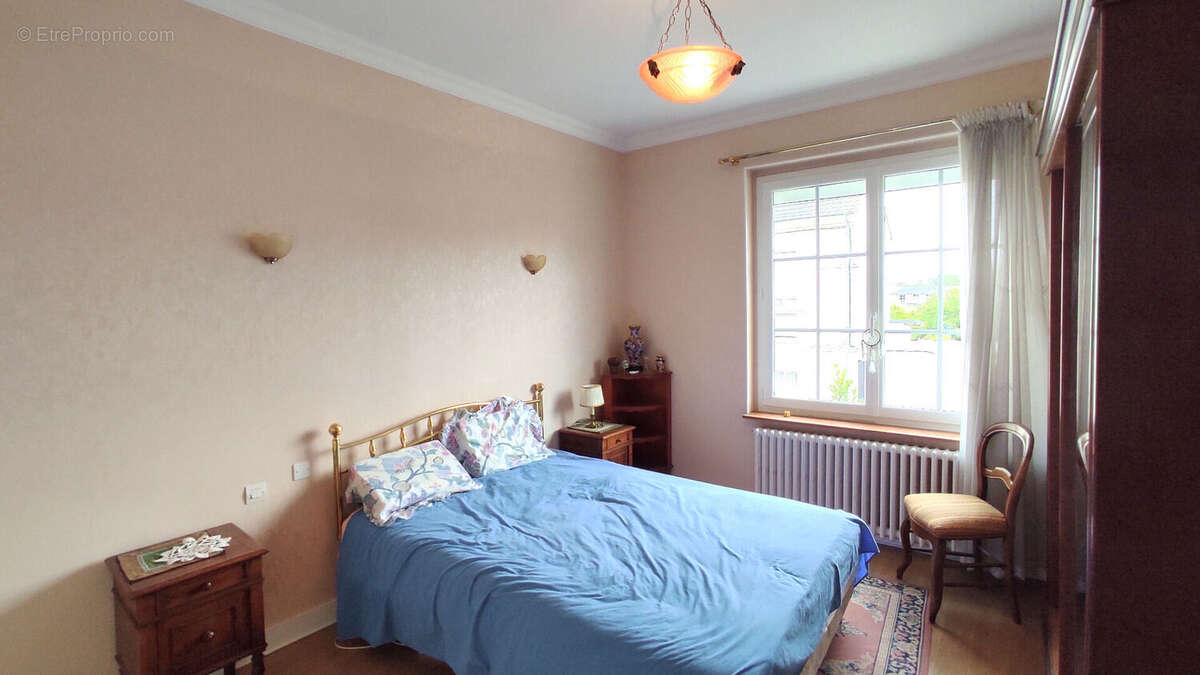 Maison à CHATELLERAULT