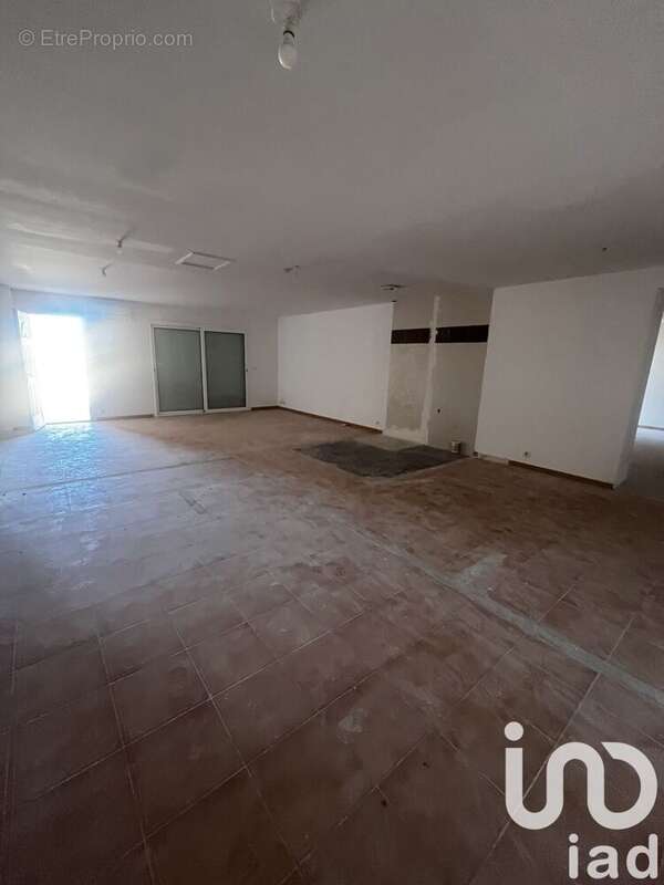 Photo 9 - Maison à VIC-LA-GARDIOLE