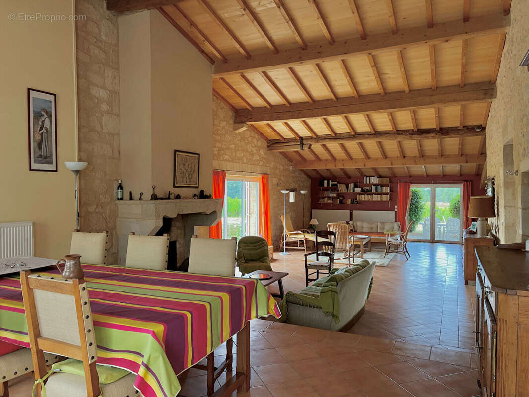 Maison à BLASIMON