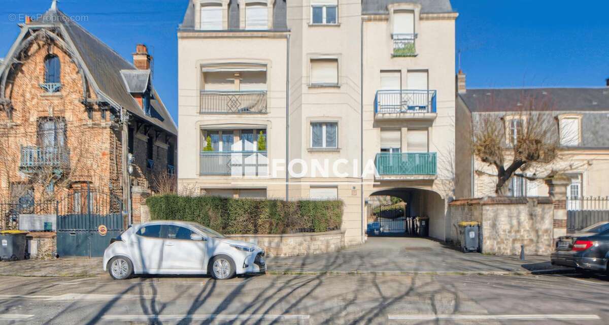 A ACHETER : un appartement T2 de 30 m2 avec son rez-de-jardin privatif de 24 m2 + place de parking à Meulan-en-yvelines (78250). - photo 4