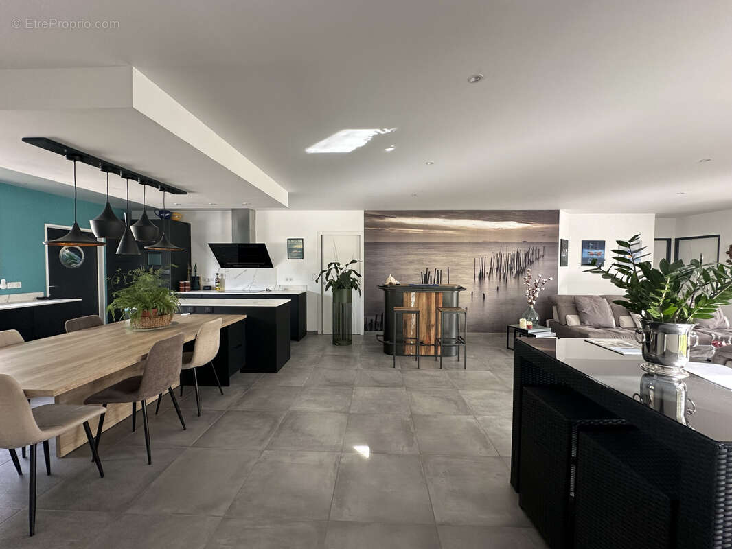 Maison à GUJAN-MESTRAS