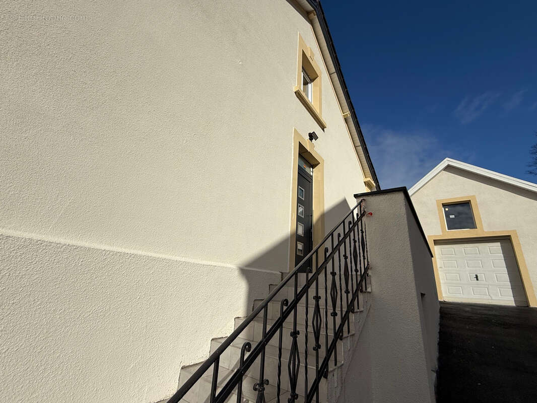 Maison à SCY-CHAZELLES