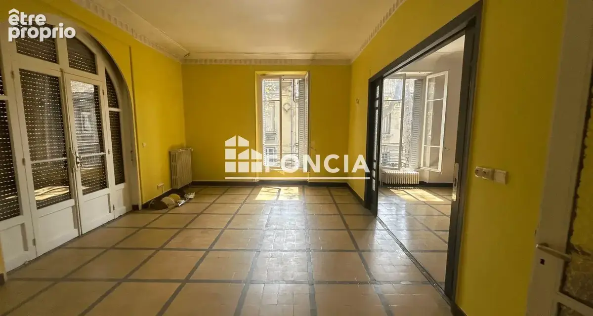 Avignon – cœur de ville – appartement  de caractère – 4 chambres – grande terrasse - photo 5