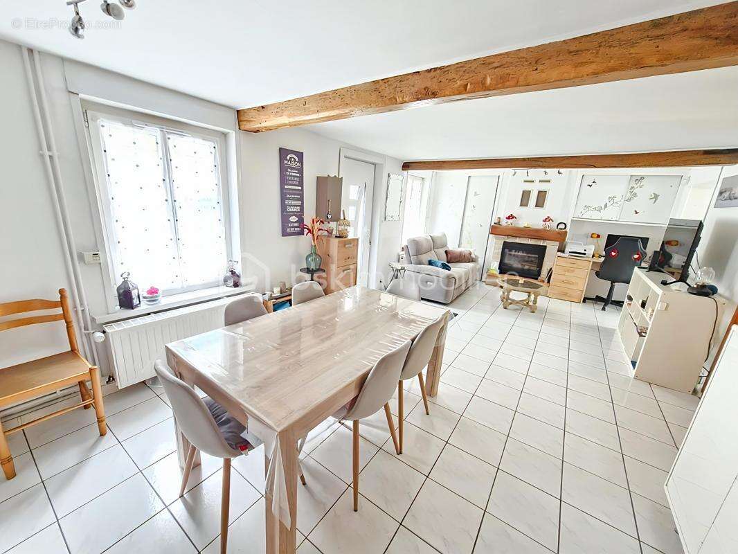 Maison à WATTIGNIES