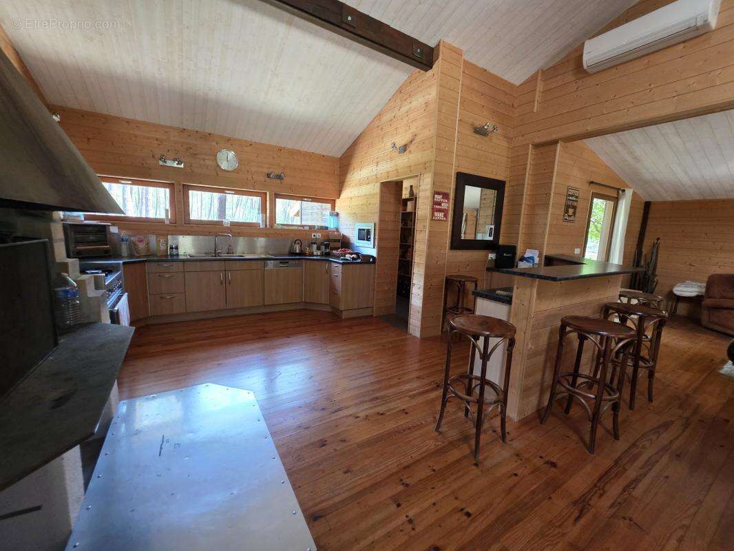 Maison 630 m² à Biscarrosse  - photo 15