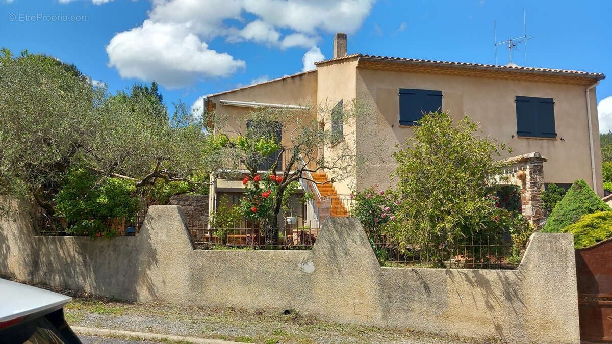 Maison à LE POUJOL-SUR-ORB