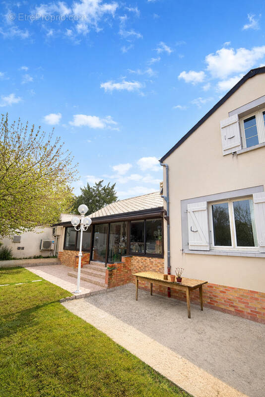 Photo 1 - Maison à BOURBON-LANCY