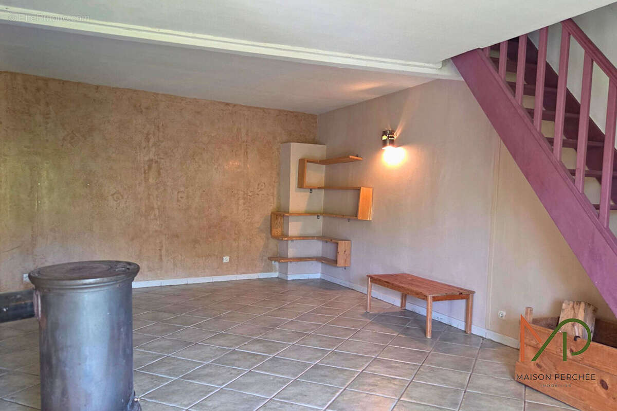 Maison de hameau Saint Antonin Du Var 5 pièces 114 m2 - photo 12