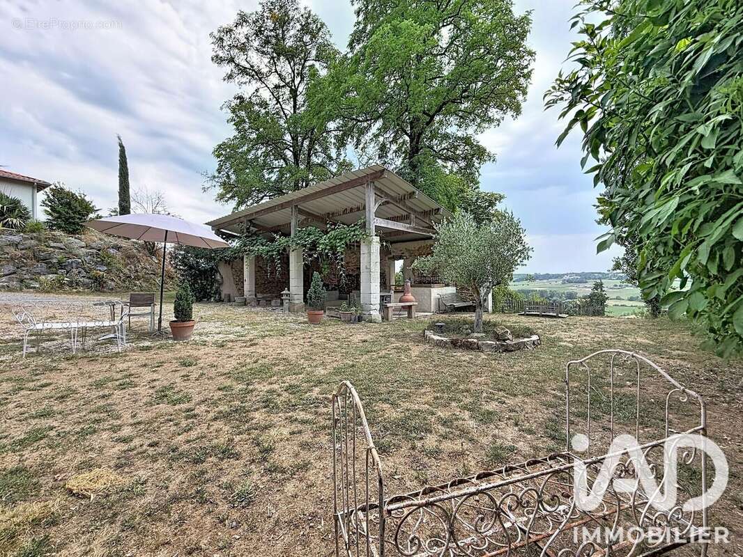 Maison 228 m² à Samadet  - photo 2