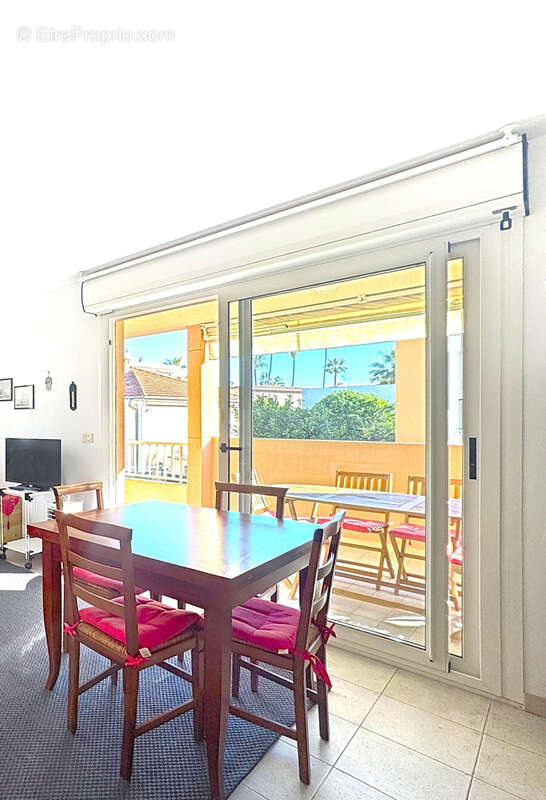 Appartement à ROQUEBRUNE-CAP-MARTIN