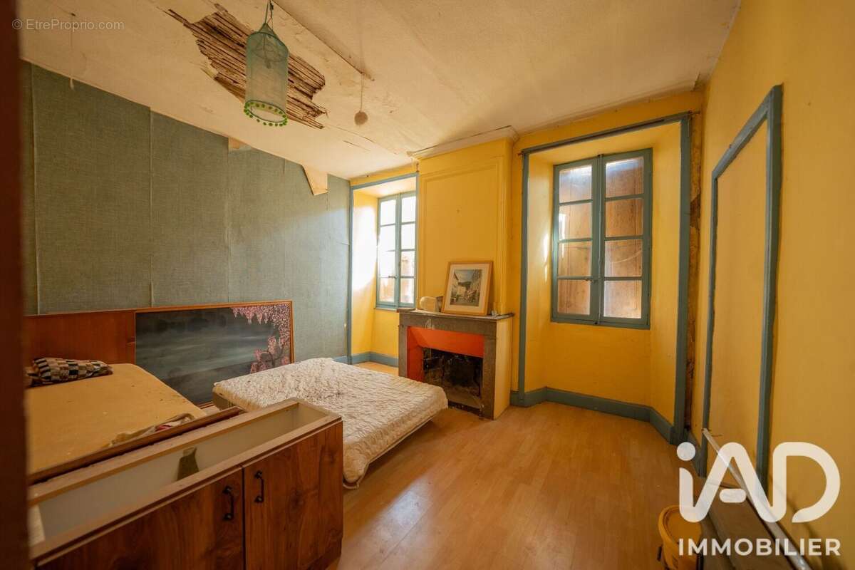 Appartement 429 m² à Largentiere  - photo 6