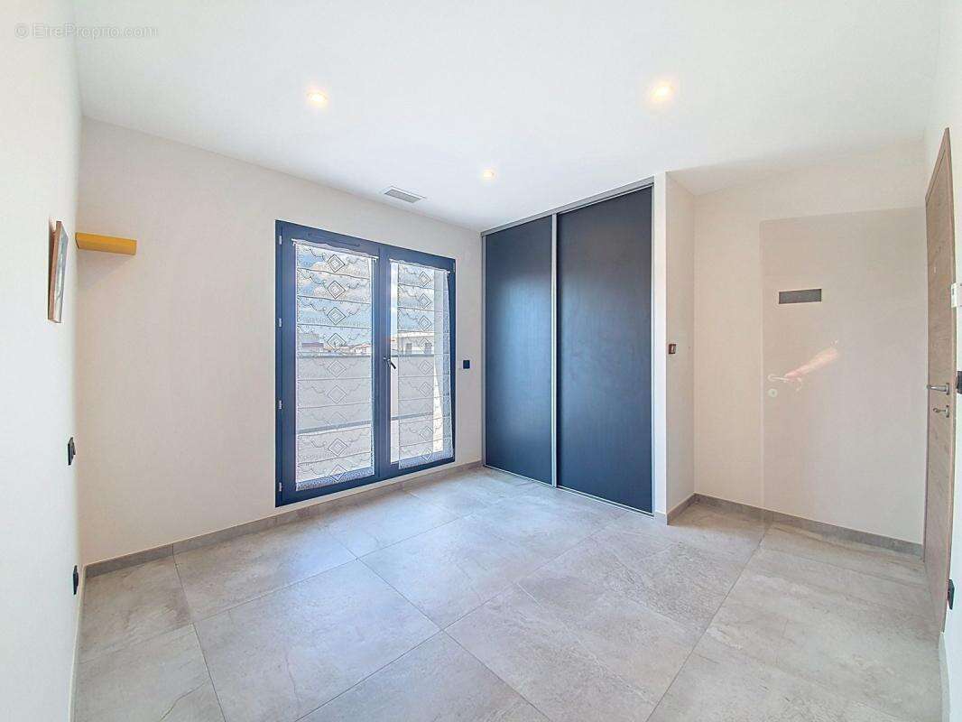 Maison à VILLELONGUE-DE-LA-SALANQUE