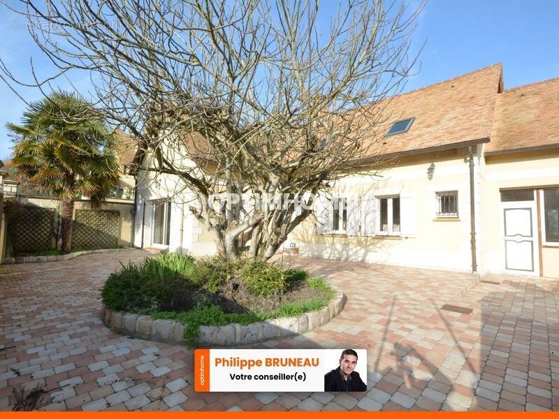 Maison à BONNIERES-SUR-SEINE