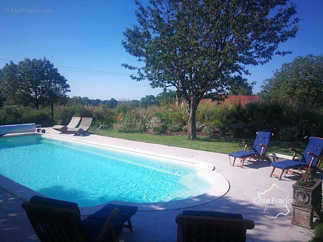 Maison à BARRIAC-LES-BOSQUETS