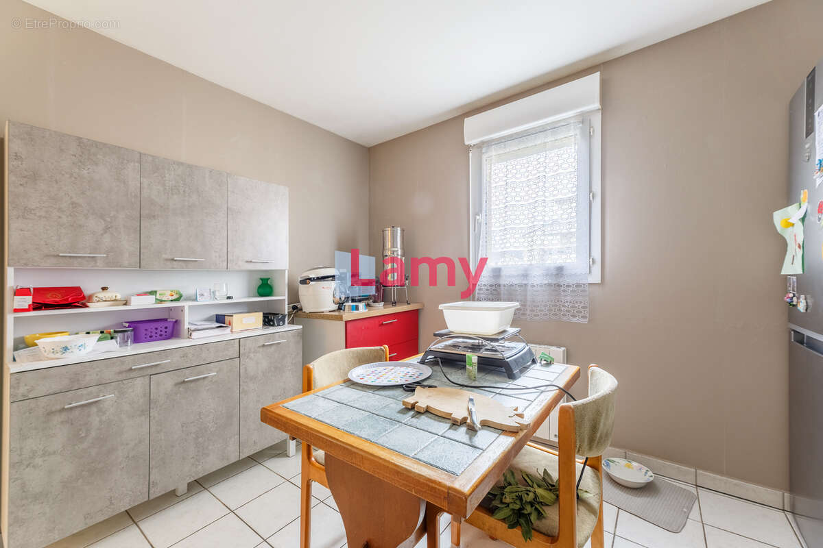 Appartement à CLEON