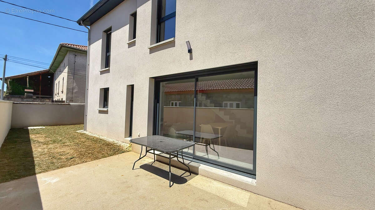 SILLANS, Maison mitoyenne avec jardin - photo 11