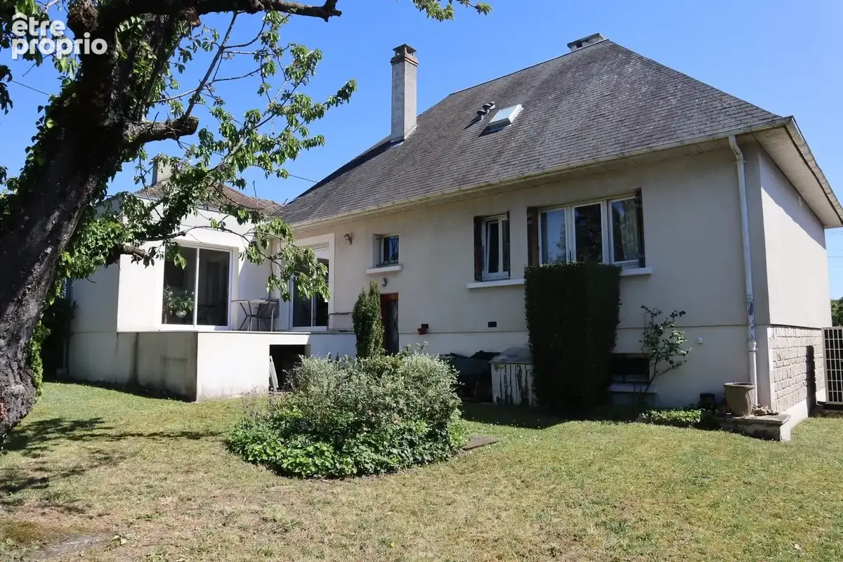 Maison 6 pièces 125 m² à vendre à Amilly (45200) - photo 2