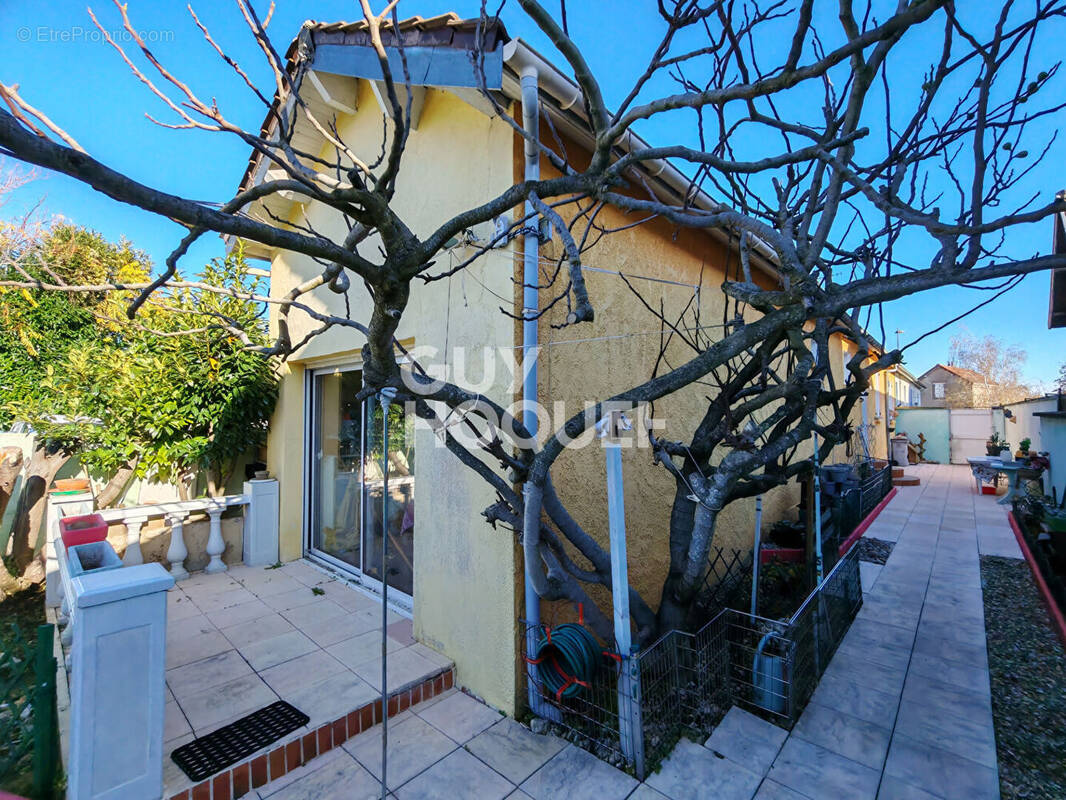 Maison à ROSIERES-PRES-TROYES