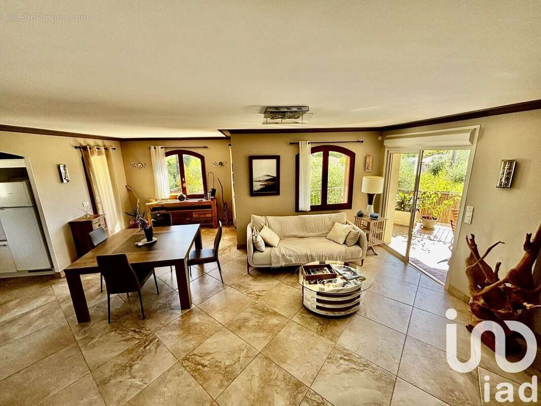 Photo 7 - Maison à BORMES-LES-MIMOSAS