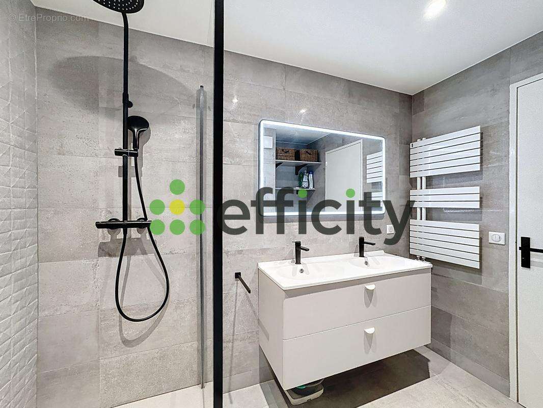 Appartement à PARIS-13E