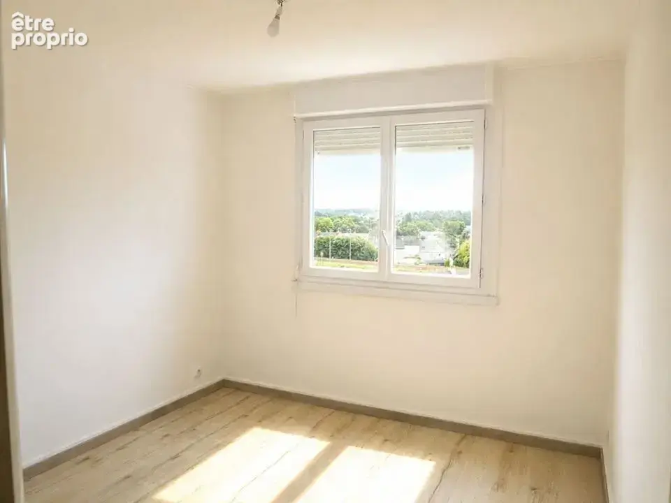 Appartement 101 m² à Lanester  - photo 6