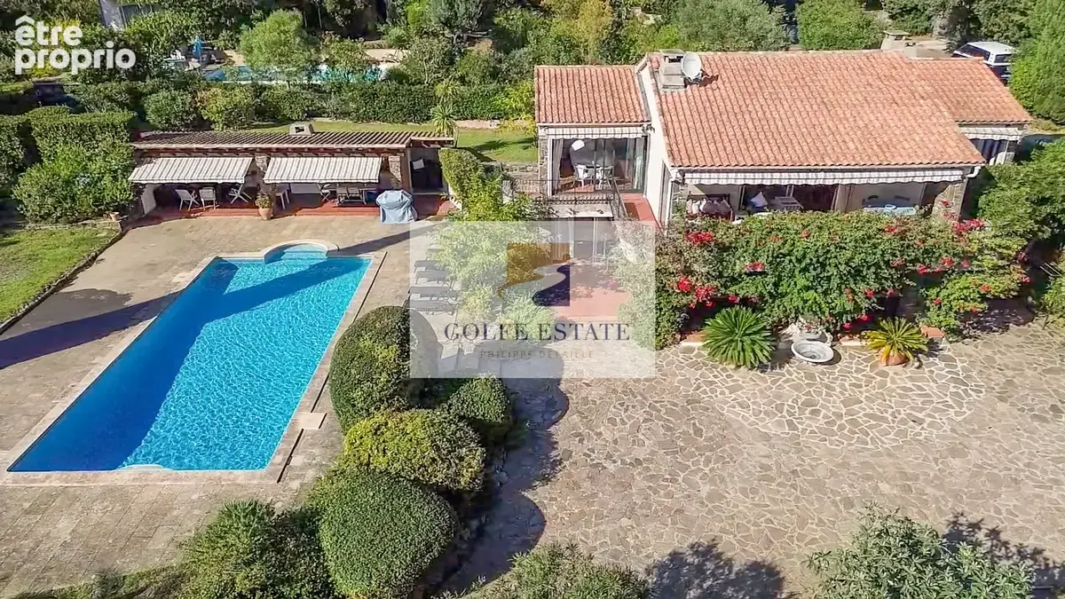 Maison de charme à 2 pas du centre du village, aperçu mer et accès plage à pieds - photo 4
