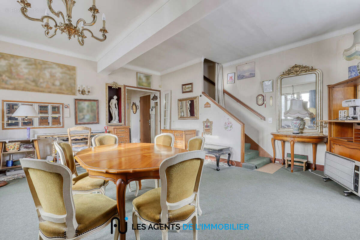 Appartement à NANTERRE