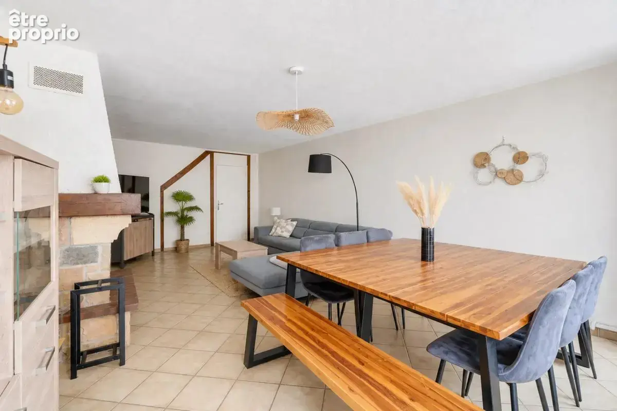 Maison de 7 pièces de 148 m² à Villefranche-sur-Saône - photo 2
