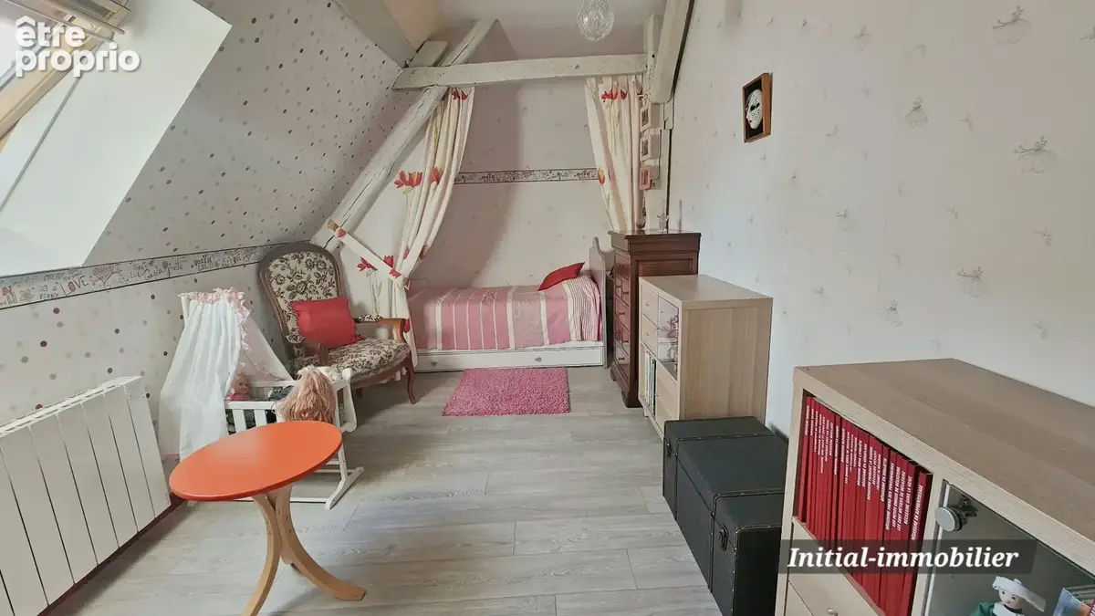 Maison de village rénovée de 125 m2 avec sa dépendance chauffée et terrain de 540 m2 - photo 9
