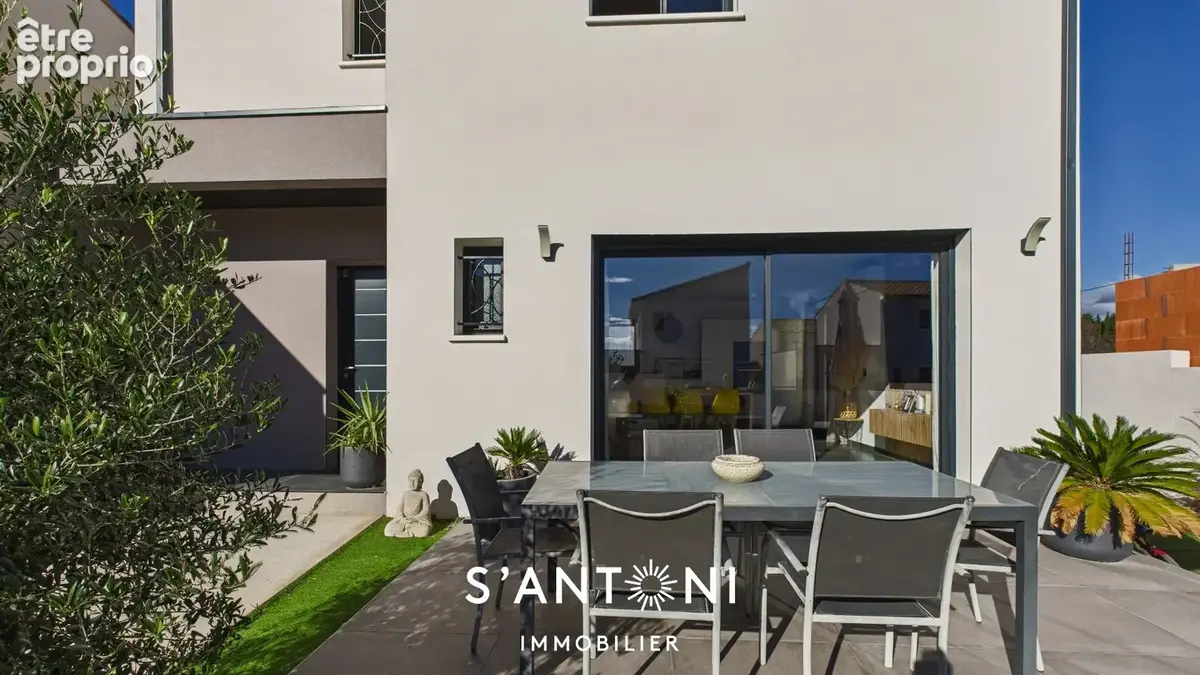 VIAS- Maison récente de 2023  95 m²  Terrain 264 m² - photo 5