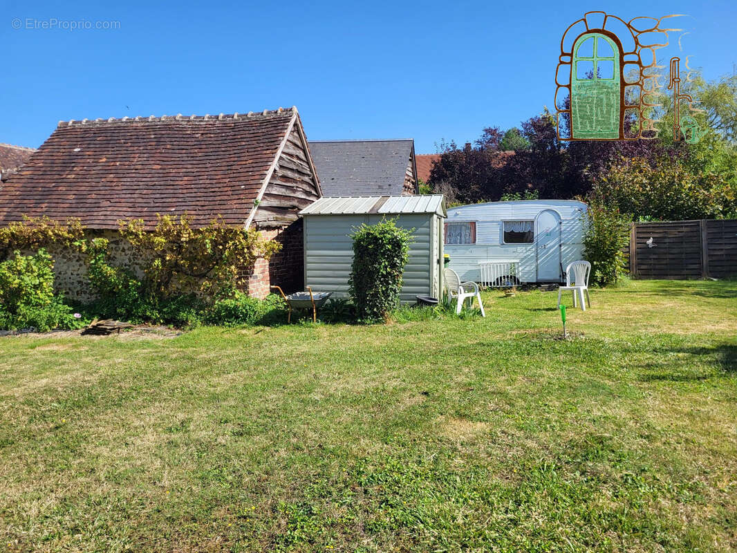 Maison 80 m² à Boursay  - photo 7